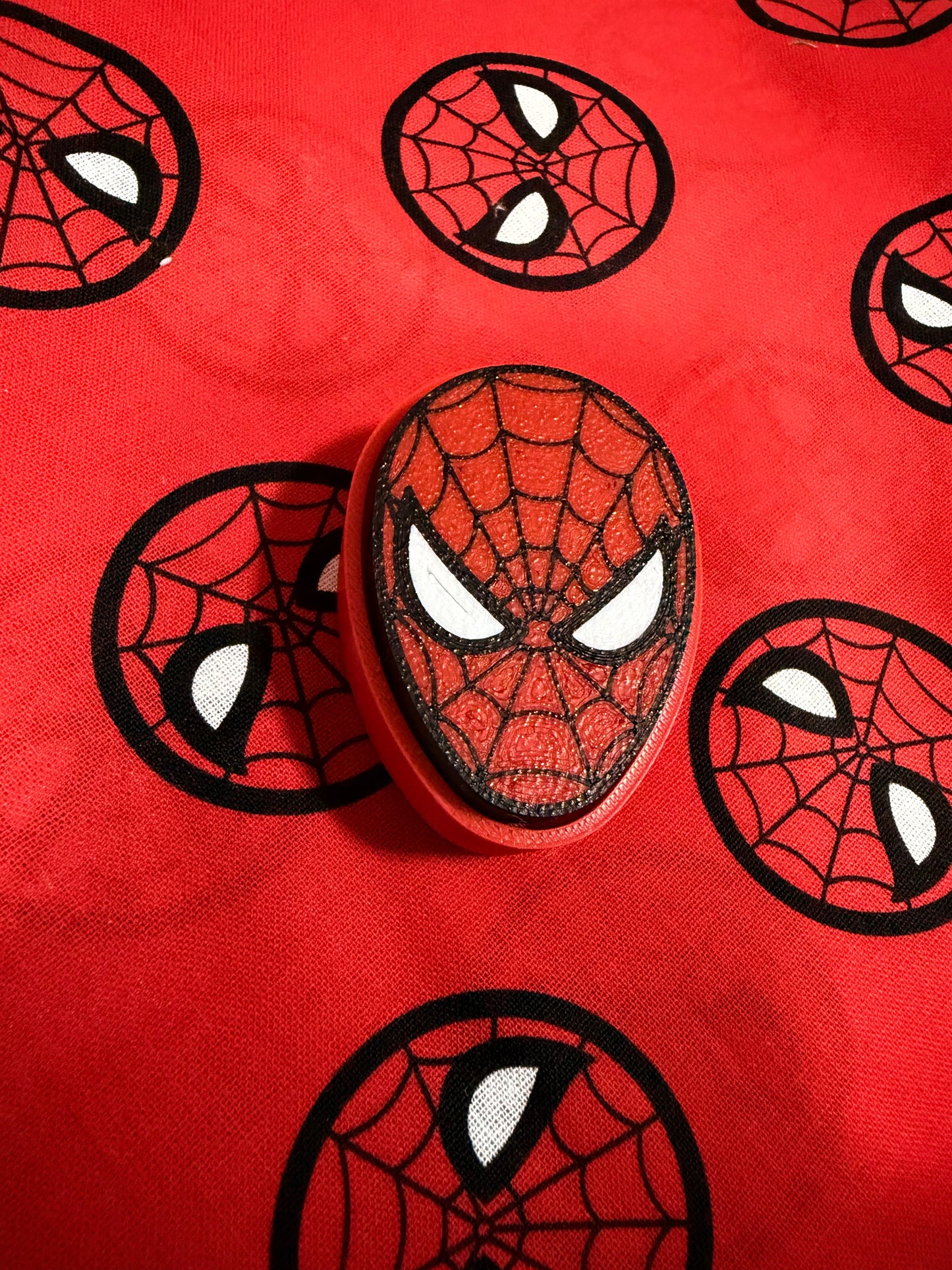 spiderman distraction clicker