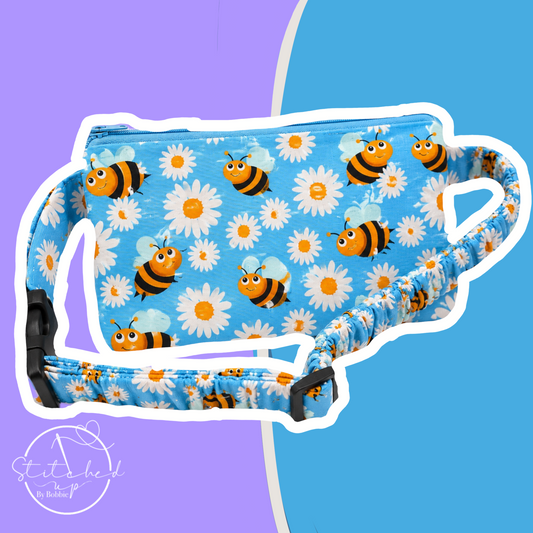 Buzzing blooms Phone pouch