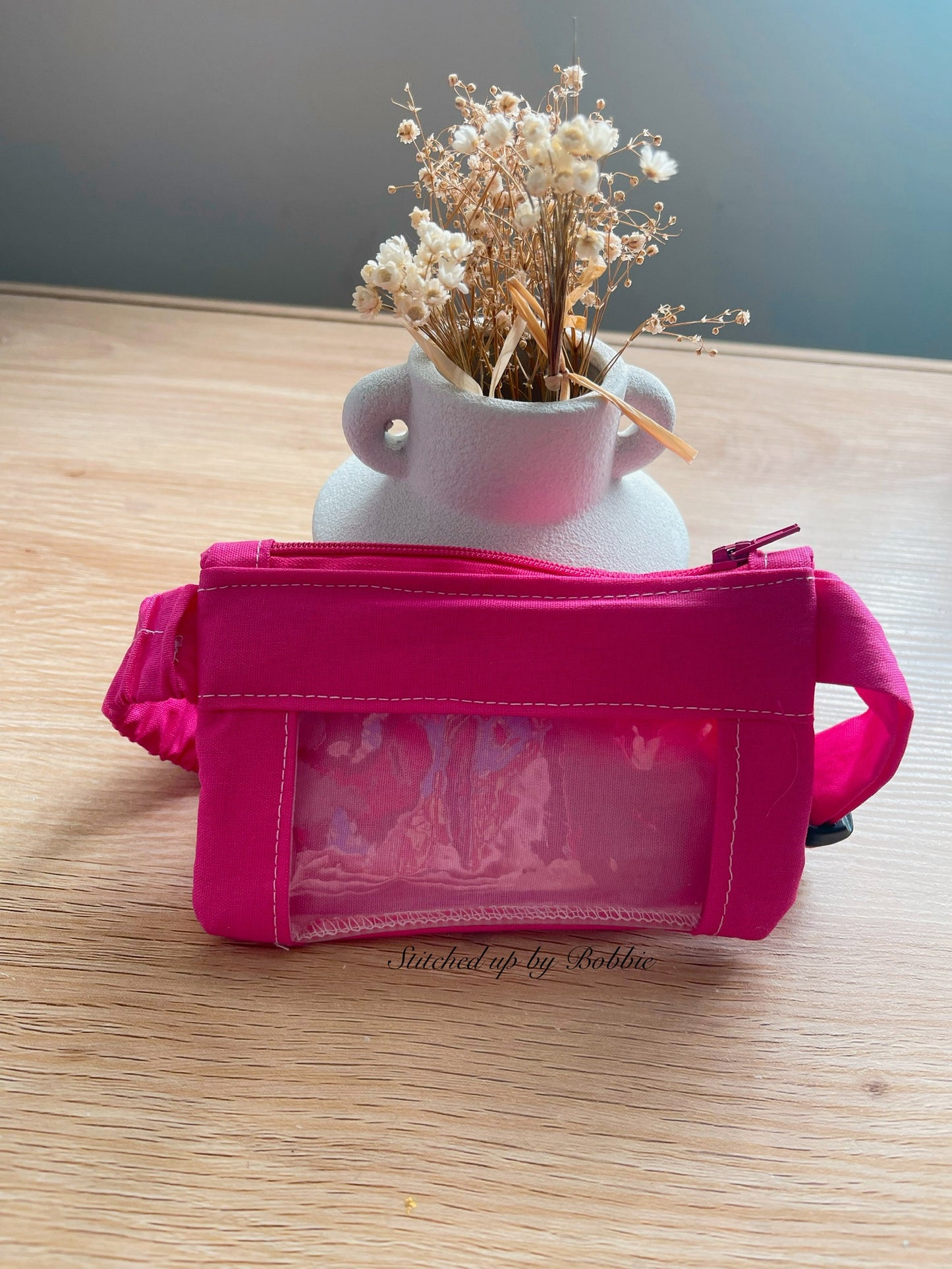 Pink insulin pump belt