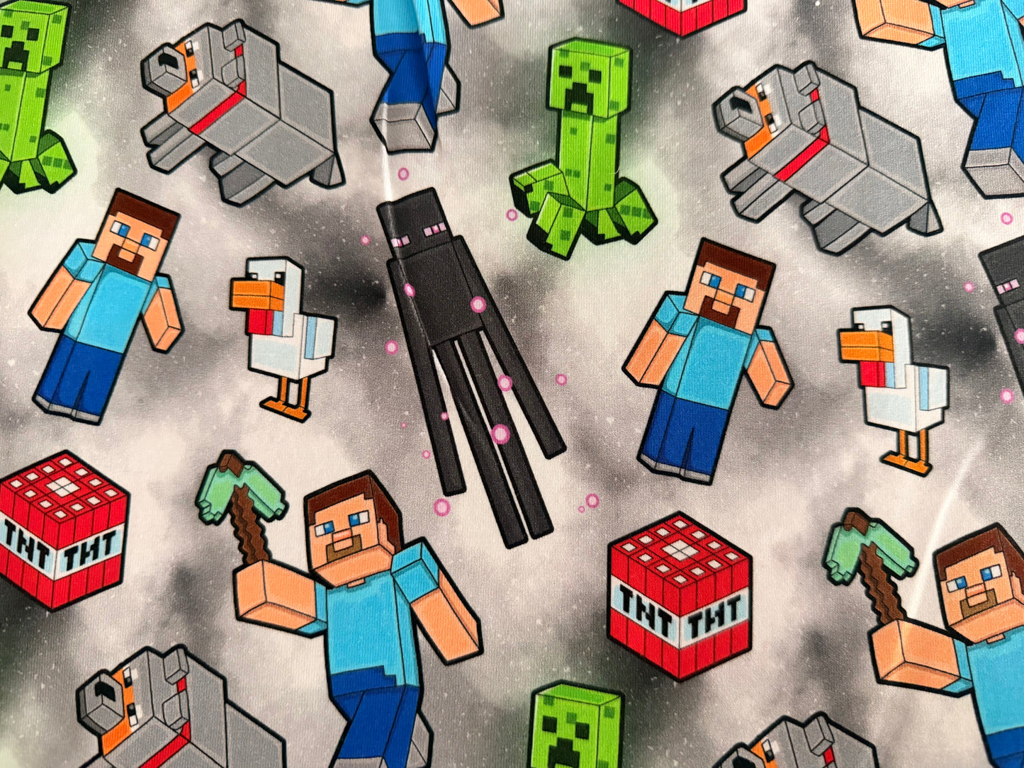 Pixel quest insulin pump belt