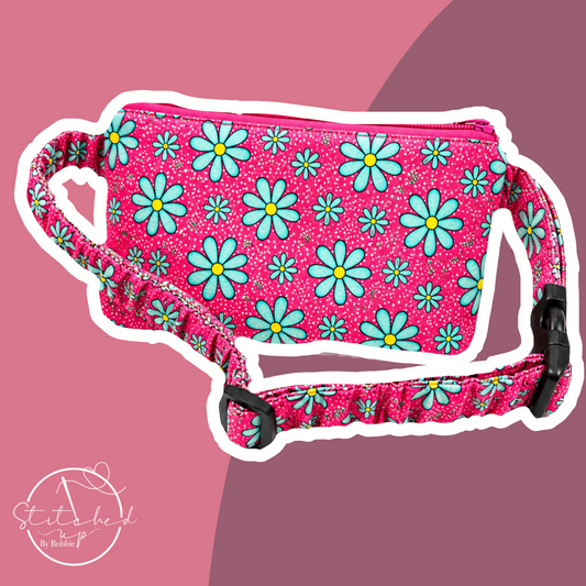 daisy delight Phone pouch